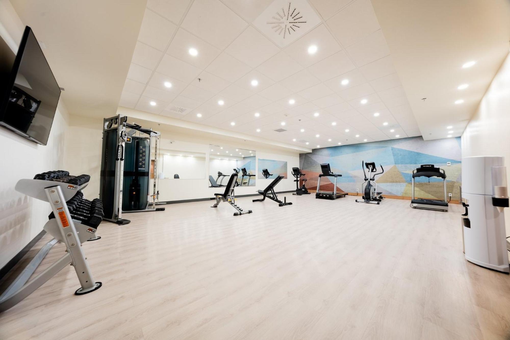 Holiday Inn Express & Suites - Trois Rivieres Ouest By Ihg Exterior photo