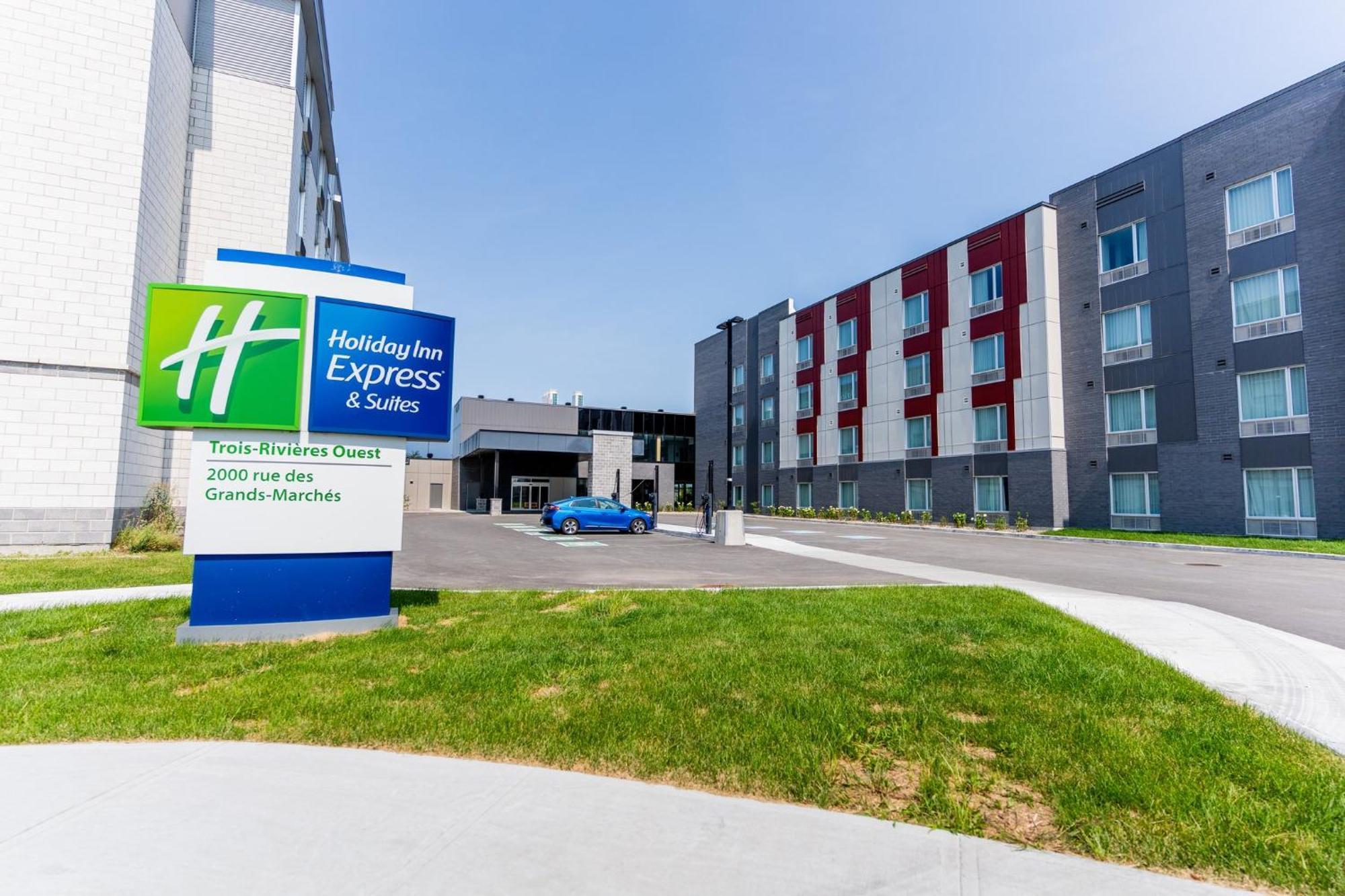 Holiday Inn Express & Suites - Trois Rivieres Ouest By Ihg Exterior photo