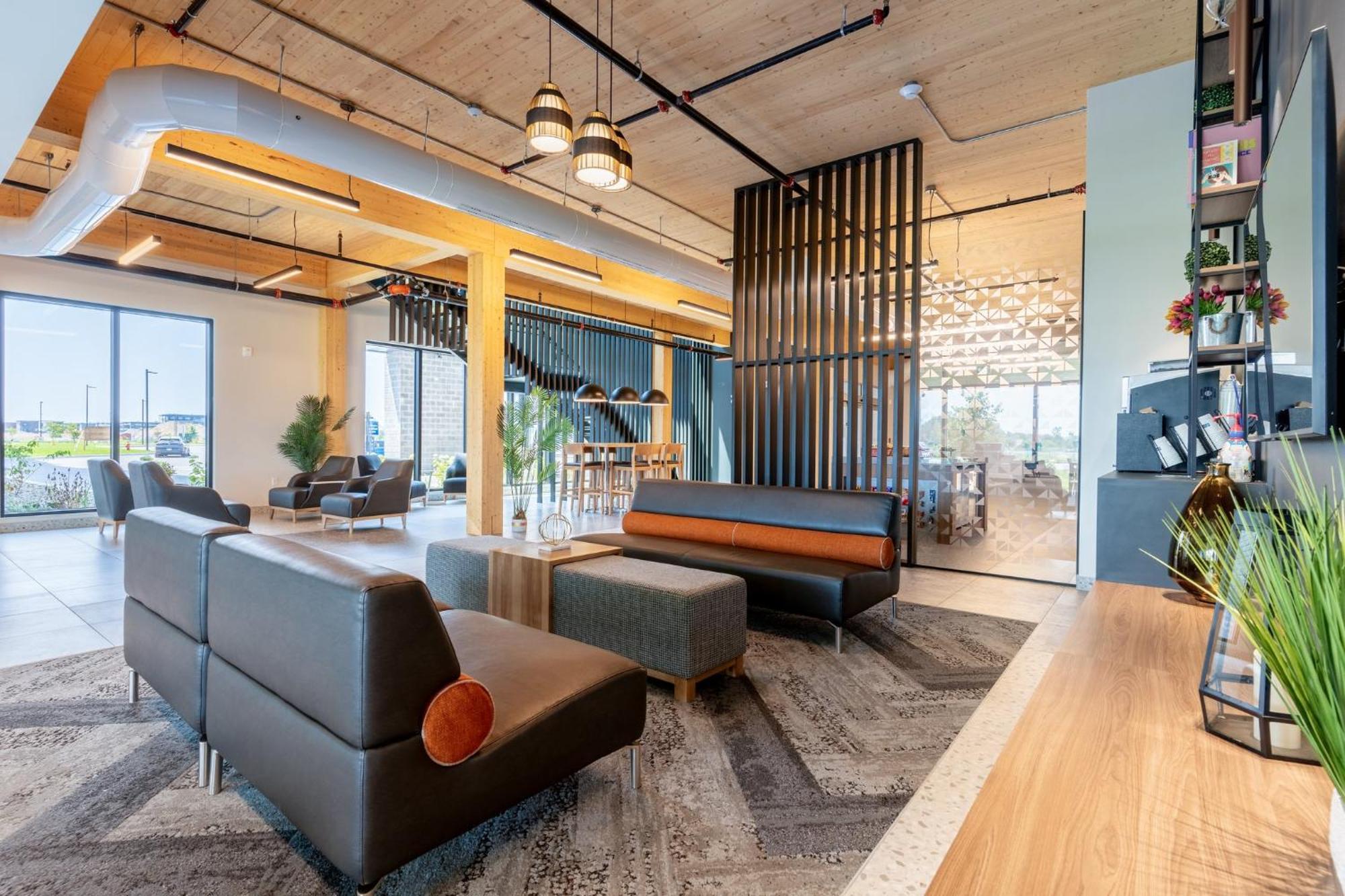 Holiday Inn Express & Suites - Trois Rivieres Ouest By Ihg Exterior photo